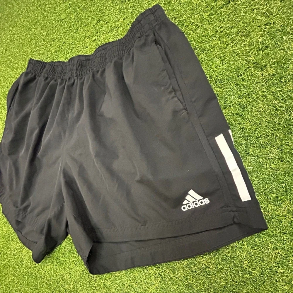 Adidas Men Black Running Short 5 Inch Inseam XL Reflective Athletic Gym Training